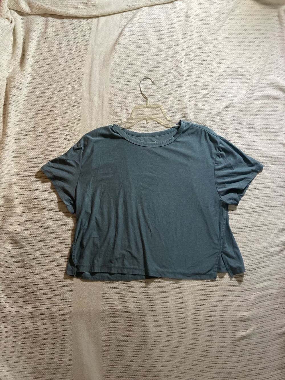 Old Navy Active Cloud 94 Soft Cropped T-Shirt